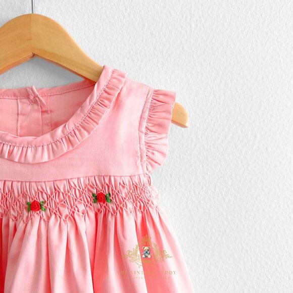 NWT Pretty Girls Embroidered Smocked Dress Boutique Special Occassion Formal 18M - Picture 4 of 4